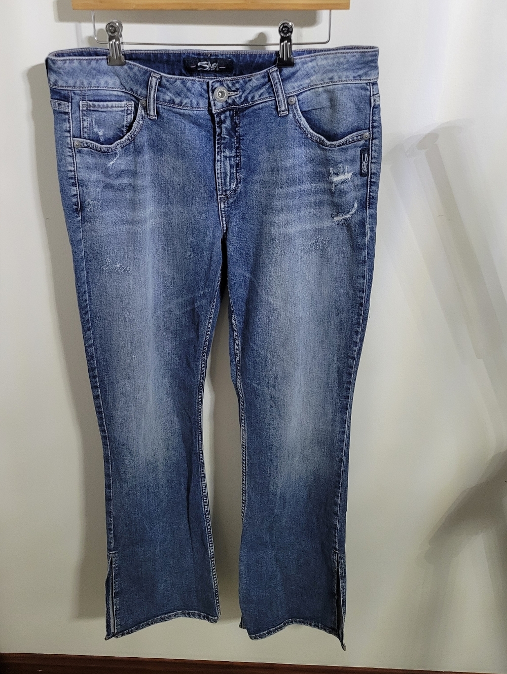 Women's Silver Jeans Avery Slim Boot w/ Slits, Size 32x31